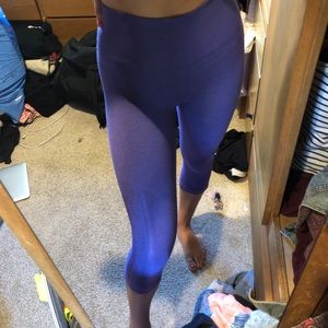 Lululemon high wasted cropped leggings